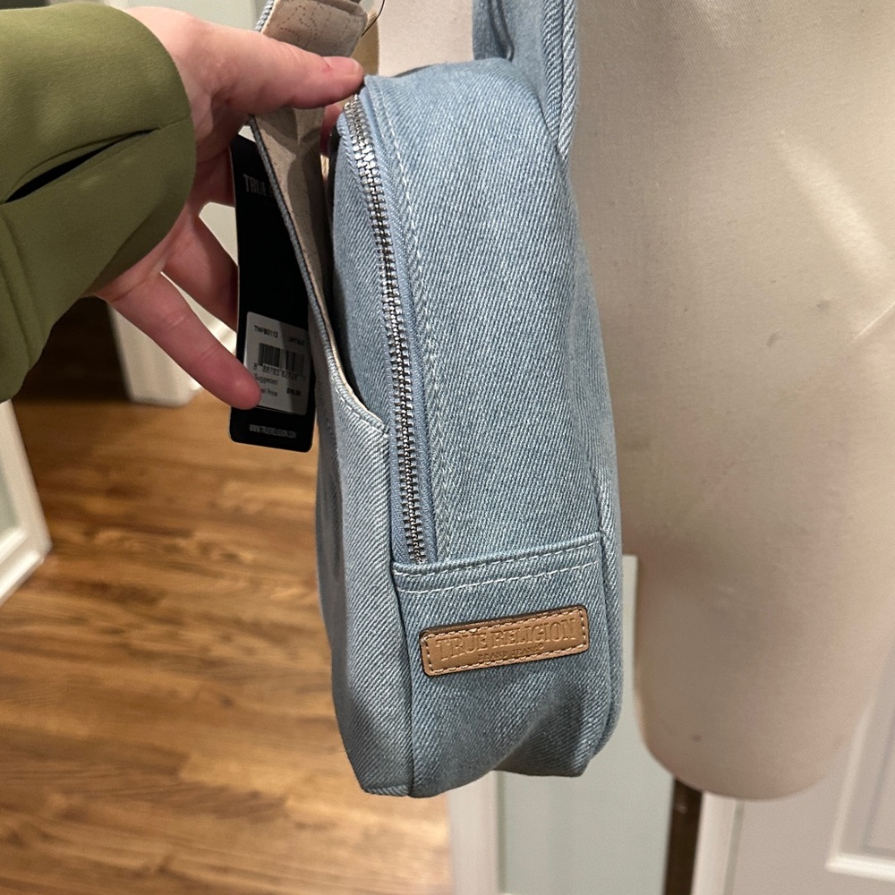 NWT True Religion Light Denim Blue (Blue Jean) Crossbody Bag backpack - Picture 6 of 8